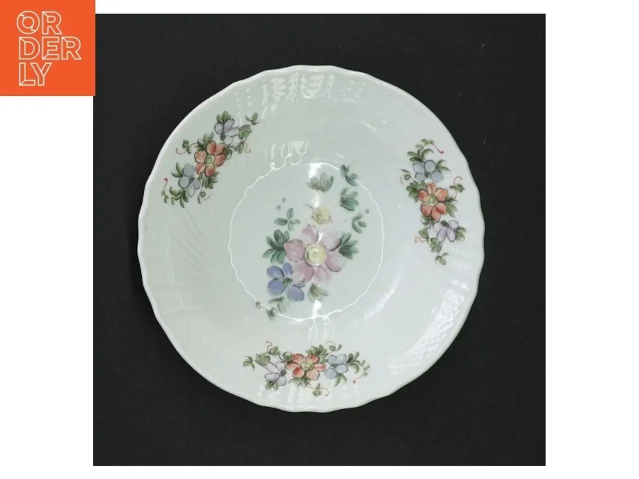 Billede 2 - Blomsterdekoreret porcelænsskål (str. 15 x 4 cm)
