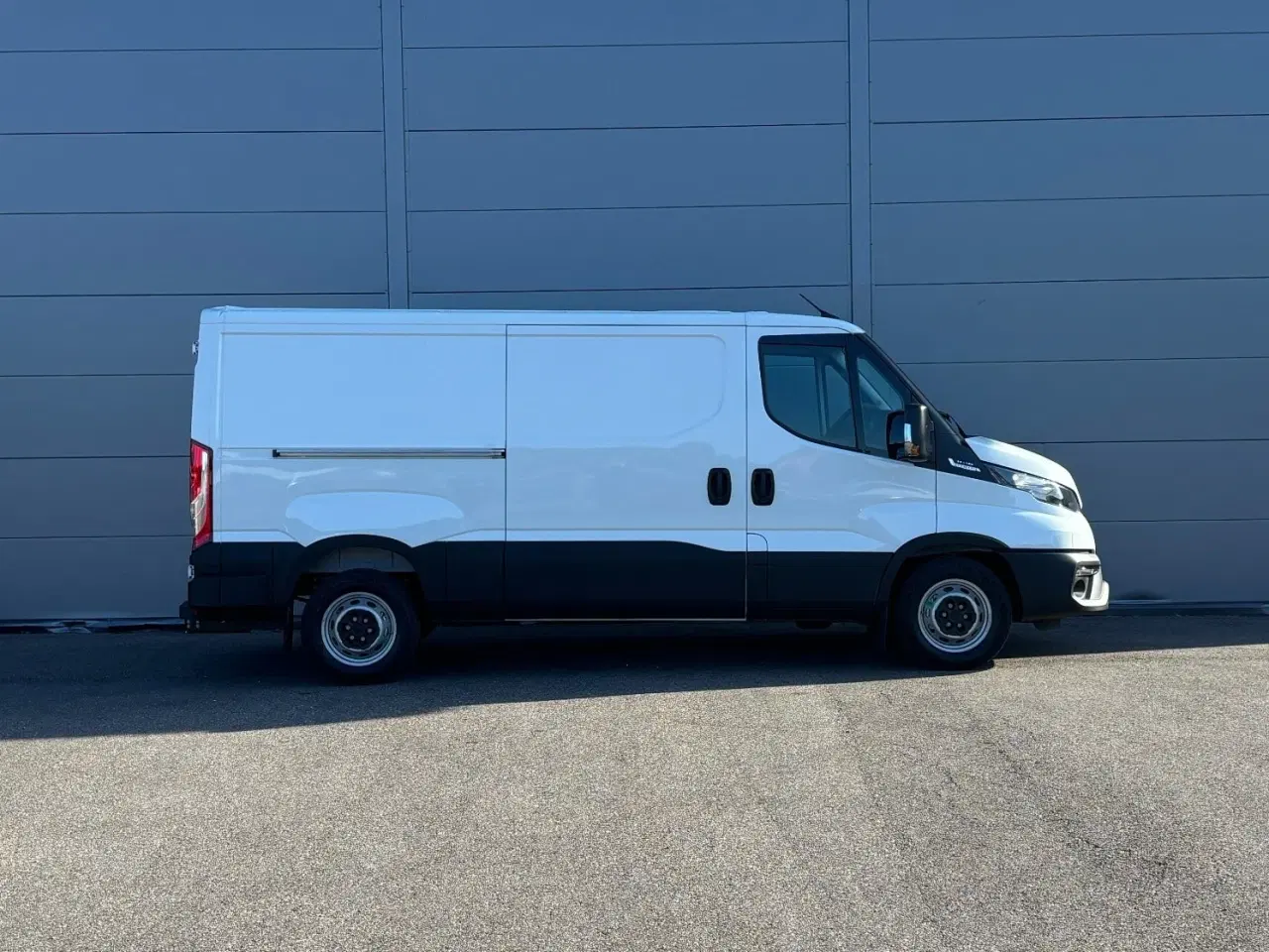 Billede 9 - Iveco Daily 2,3 35S16 9m³ Van AG8
