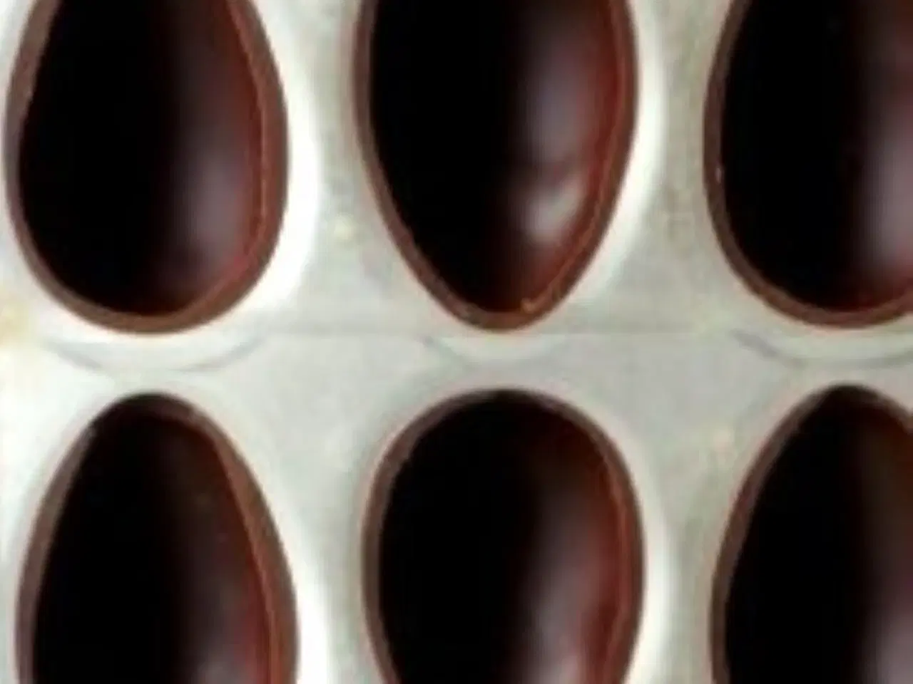 Billede 3 - 3 ubrugte chokoladeforme til påskeæg