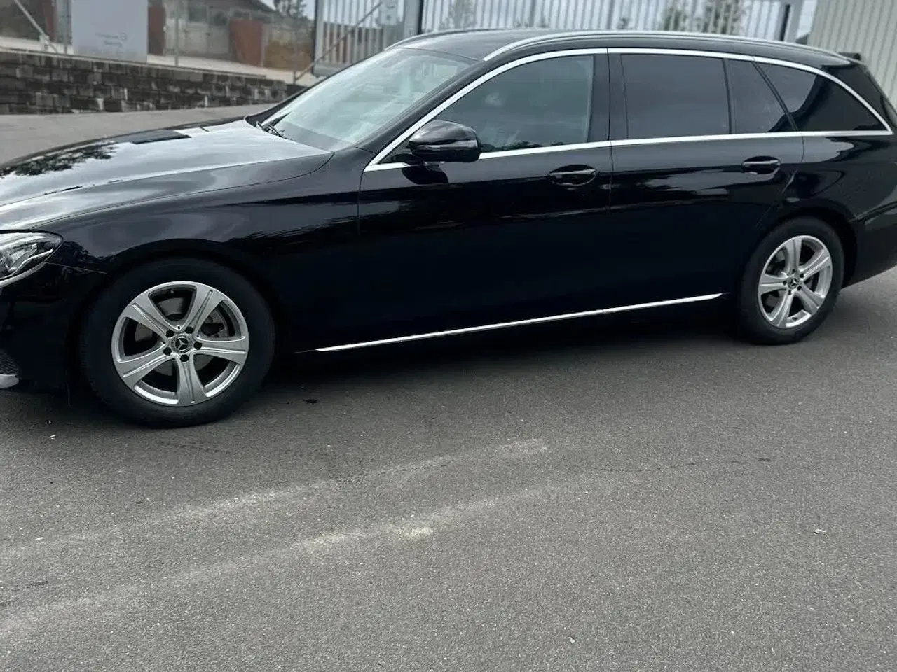 Billede 4 - Mercedes E220 d 2,0 AMG Line stc. aut.