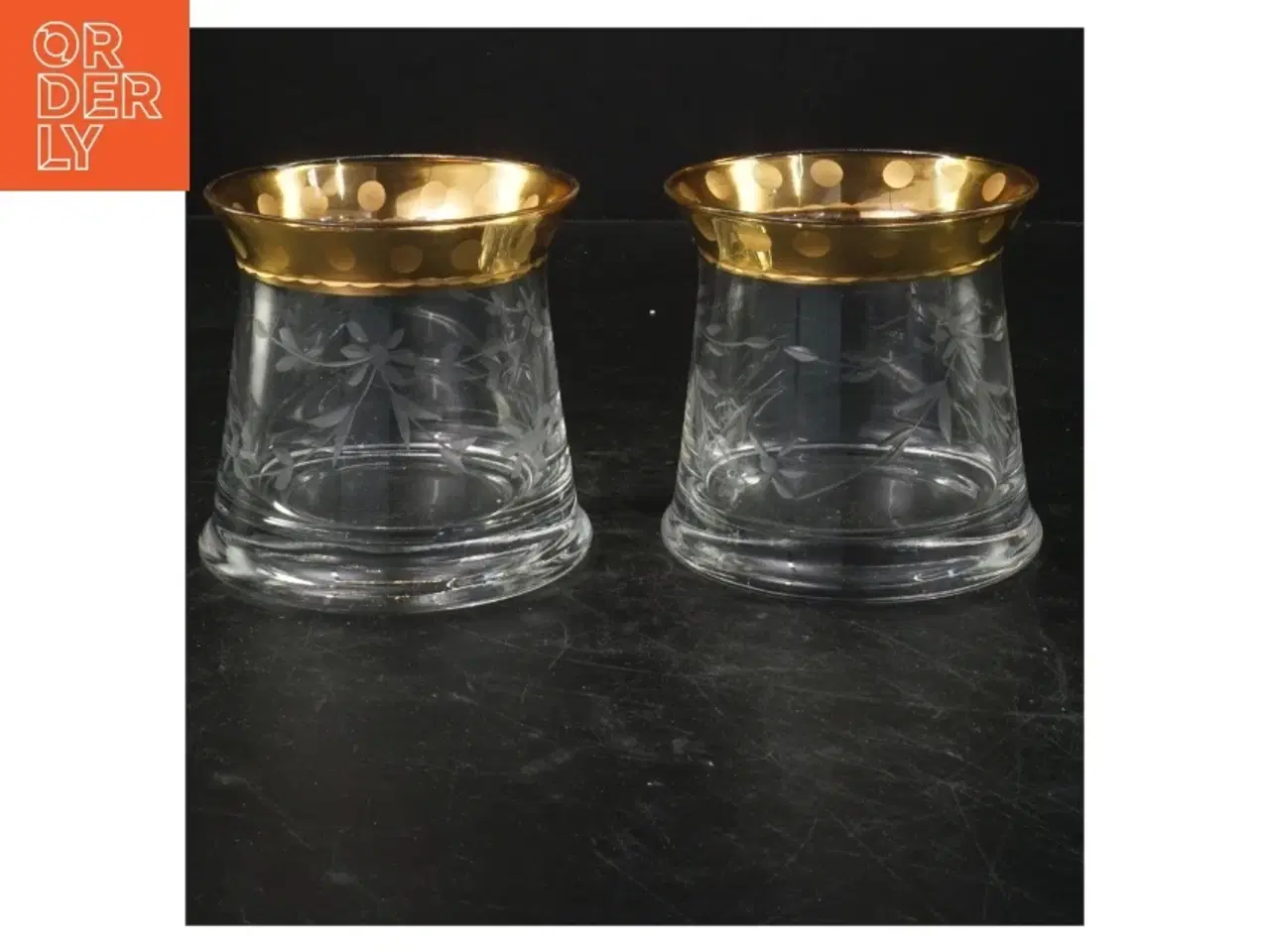 Billede 1 - Glasvaser med guldkant (str. 9x10 cm)