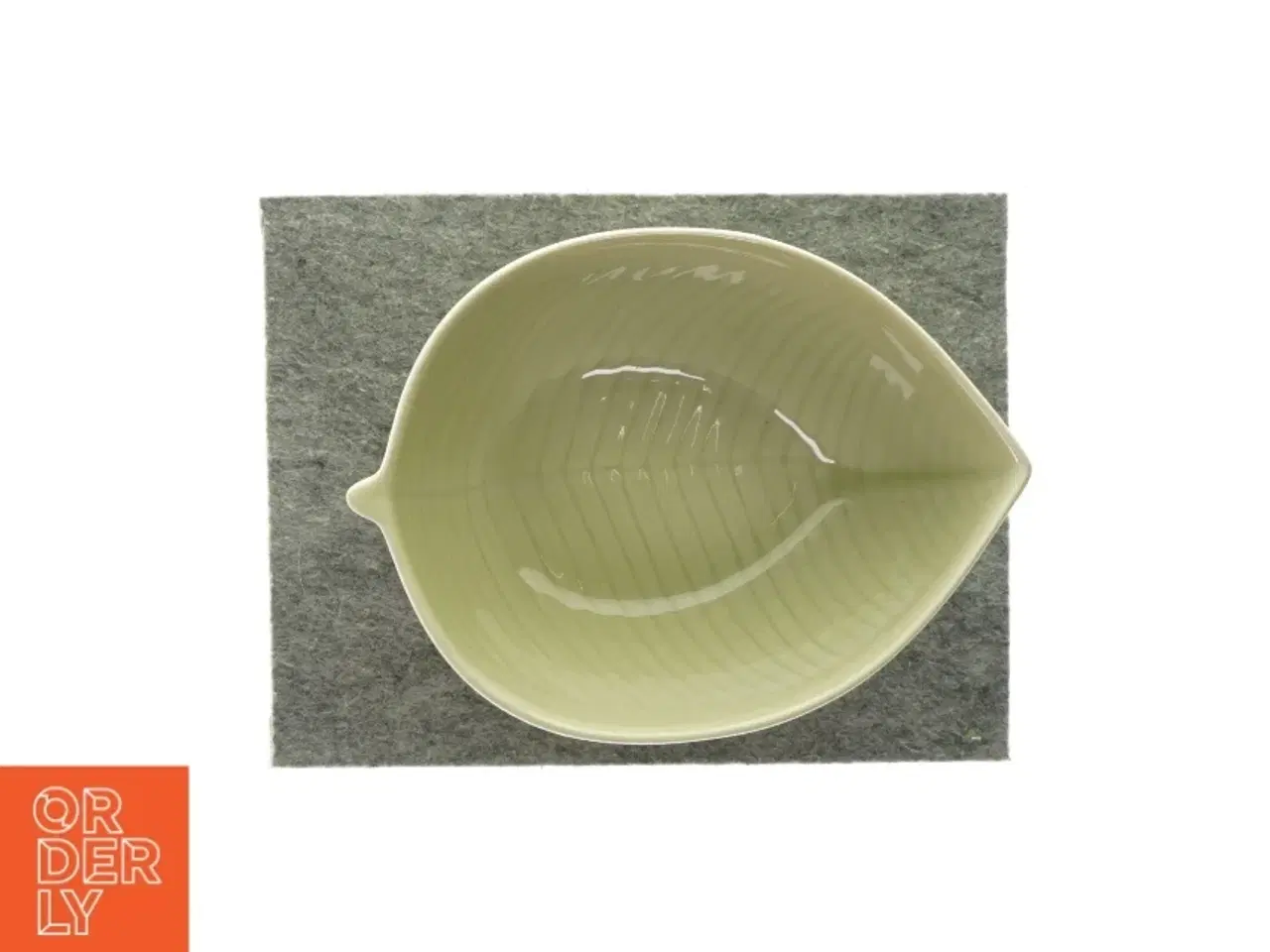 Billede 3 - Bladformet skål fra Broste (str. 9 x 21cm)