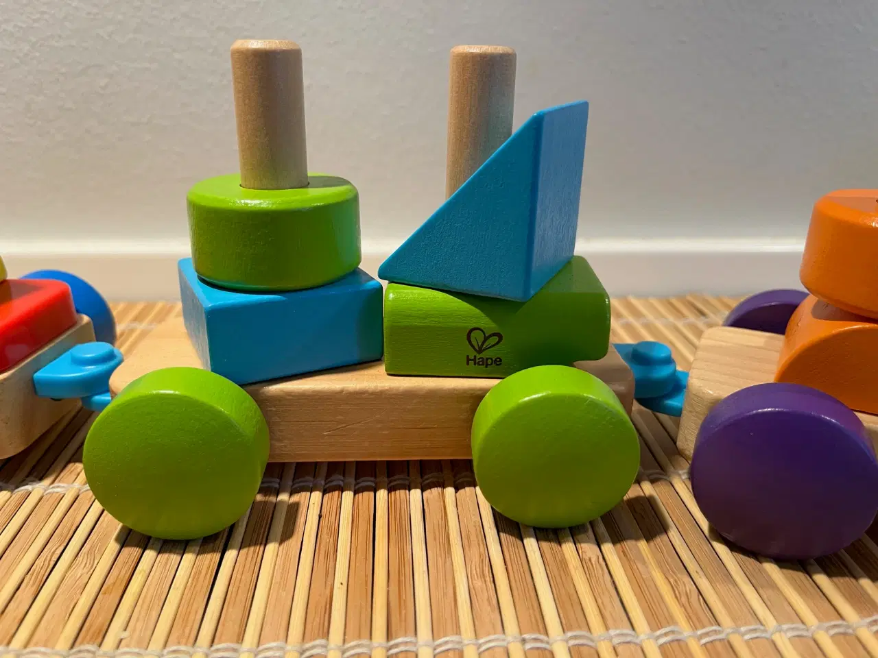 Billede 3 - Hape Baby Einstein Opdagelsestog i farverigt træ