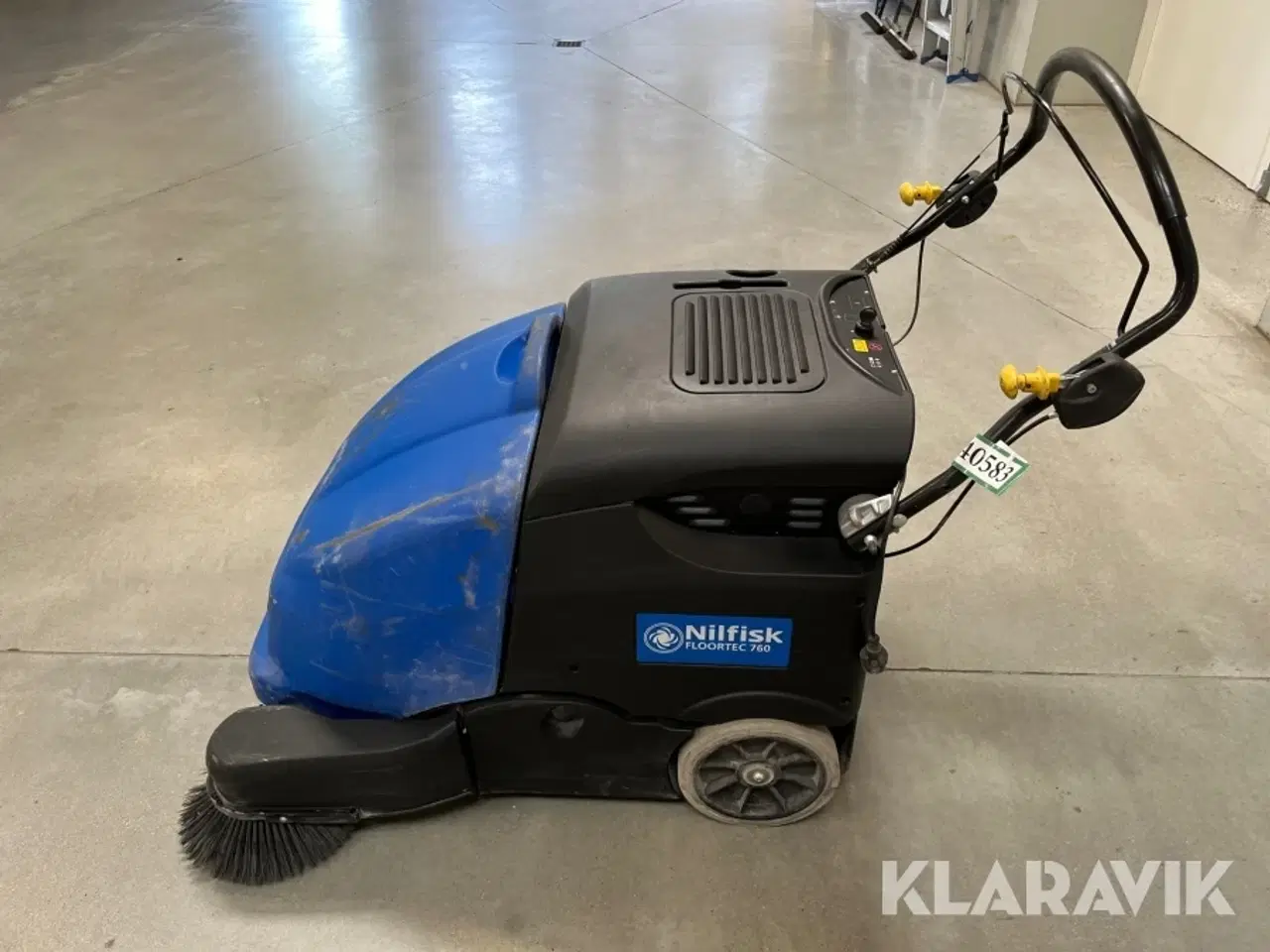 Billede 5 - Fejemaskine Nilfisk Floortec 760 med sug