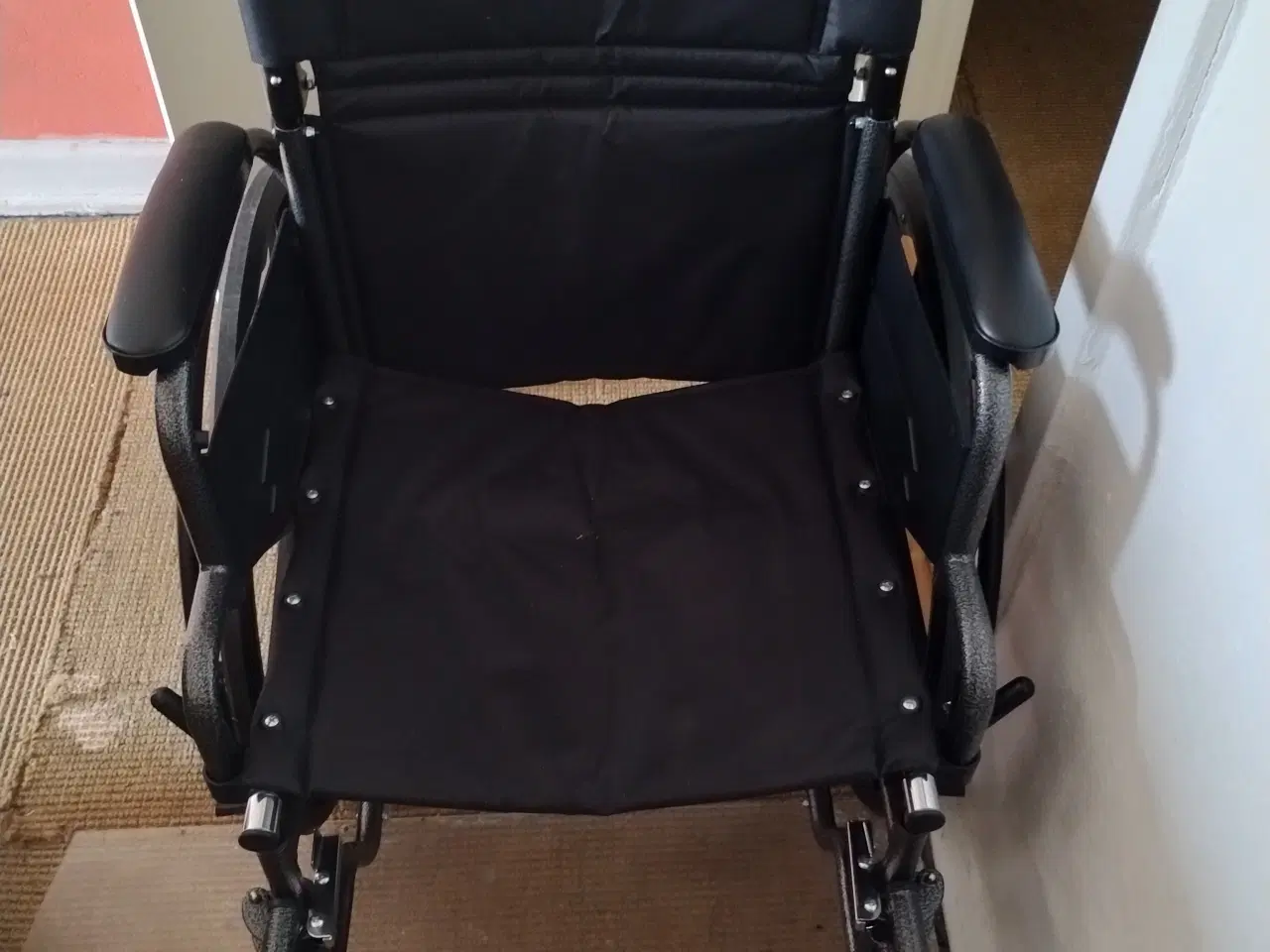 Billede 2 - Kørestol sælges 