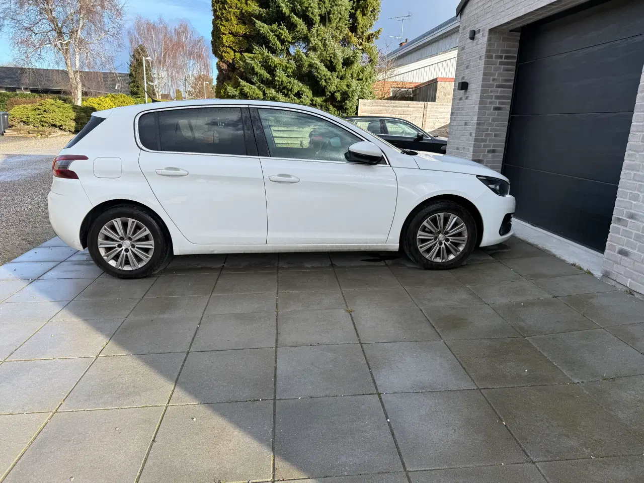 Billede 2 - Peugeot 308e- 1.2 thp benzin