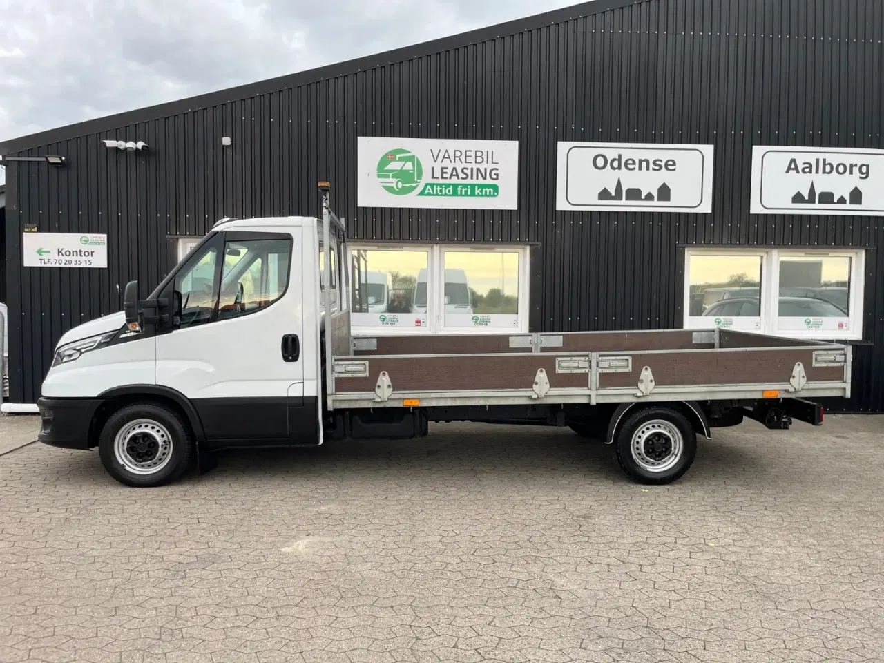 Billede 1 - Iveco Daily 3,0 35S18 3750mm Lad AG8