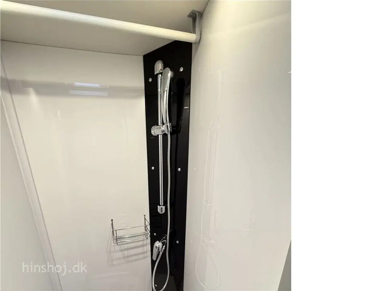 Billede 18 - 2025 - Etrusco T 7400 QBC Aut.   Drømmeautocamperen: Etrusco By Hymer – Komfort og Luksus i Én Pakke