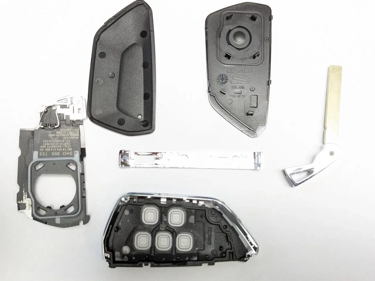 Billede 3 - Reparationssæt til VW 3 knaps smart / keyless nøgle Passer til Golf 8 ID3 ID4  Skoda Enyaq mv.