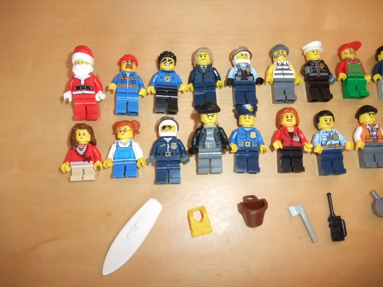 Billede 2 - Lego City Figurer+Tilbehør