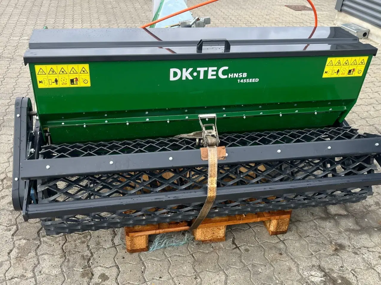 Billede 11 - DK-TEC sb145b sten nedlægningsfræser  145cm stennedlægnings fræser med så kasse