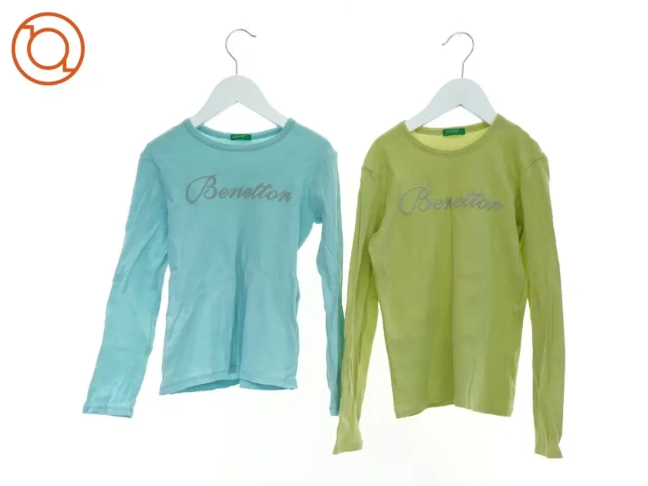 Billede 2 - Bluse (2 stk.) fra Benetton (str. 146 cm)