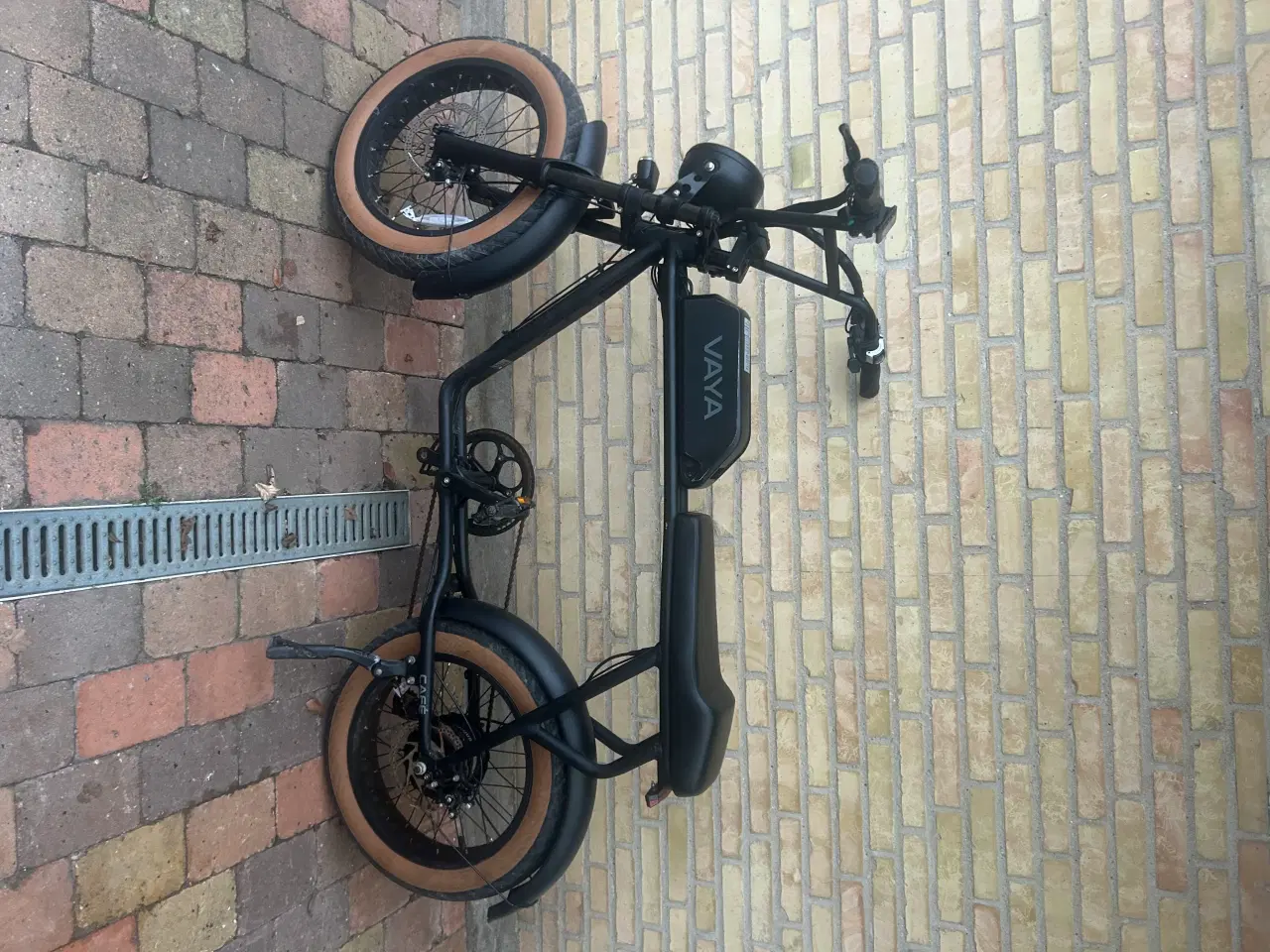 Billede 1 - El cykel fatbike vaya café 