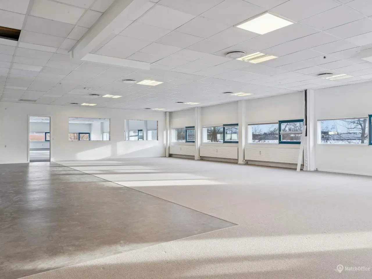 Billede 4 - 1.221m² lager og kontor/showroom til en lav leje. tæt på motorvej og togstation