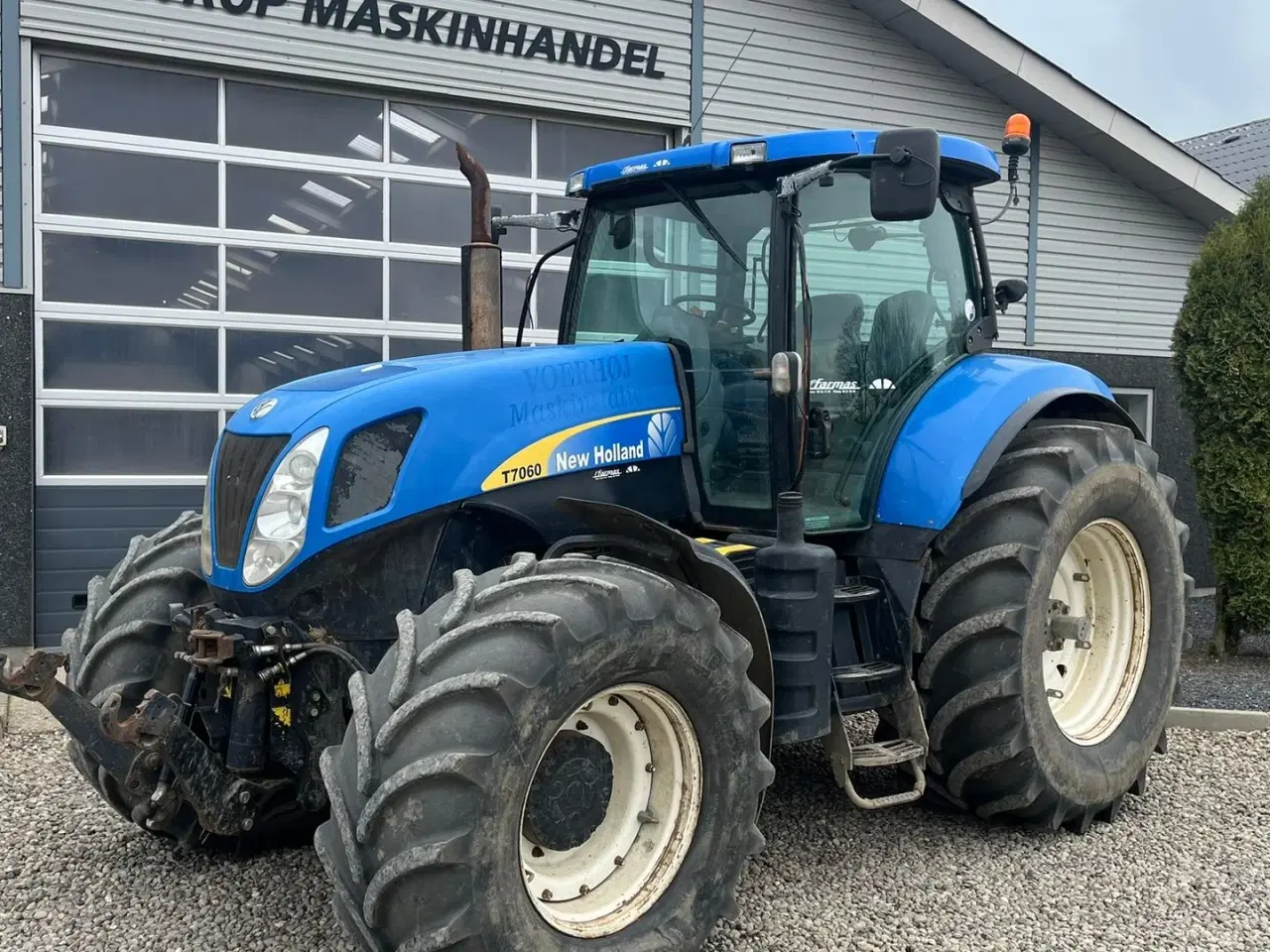 Billede 2 - New Holland T7060 Med frontlift og frontPTO