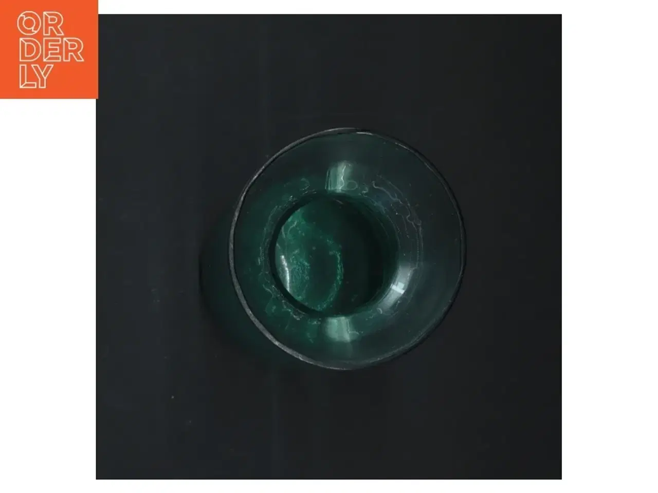 Billede 2 - Grøn glasvase (str. H 18 cm, ø 8 cm)