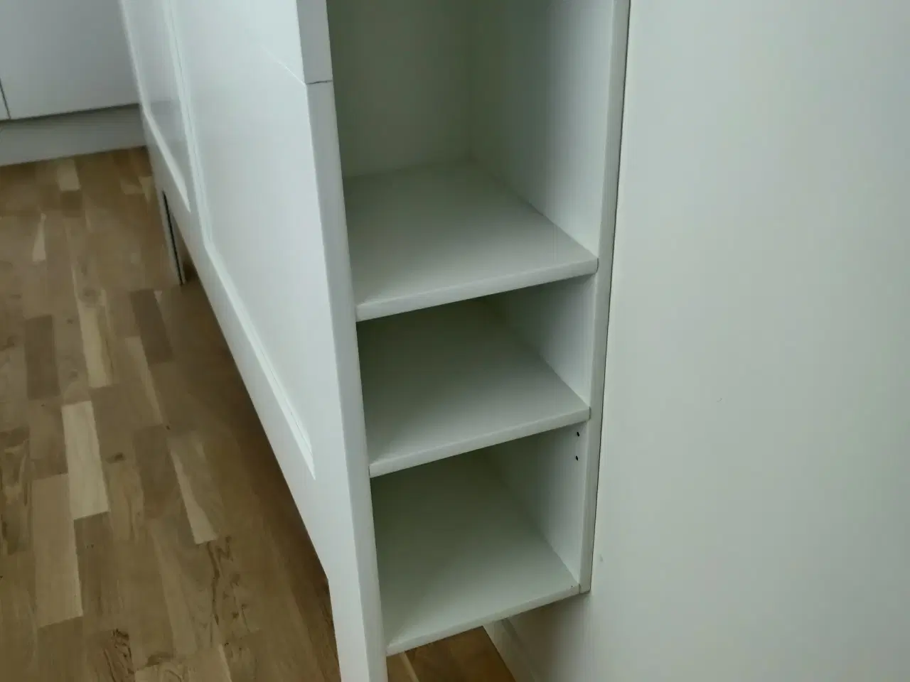 Billede 2 - sengegavl - Brimnes fra Ikea