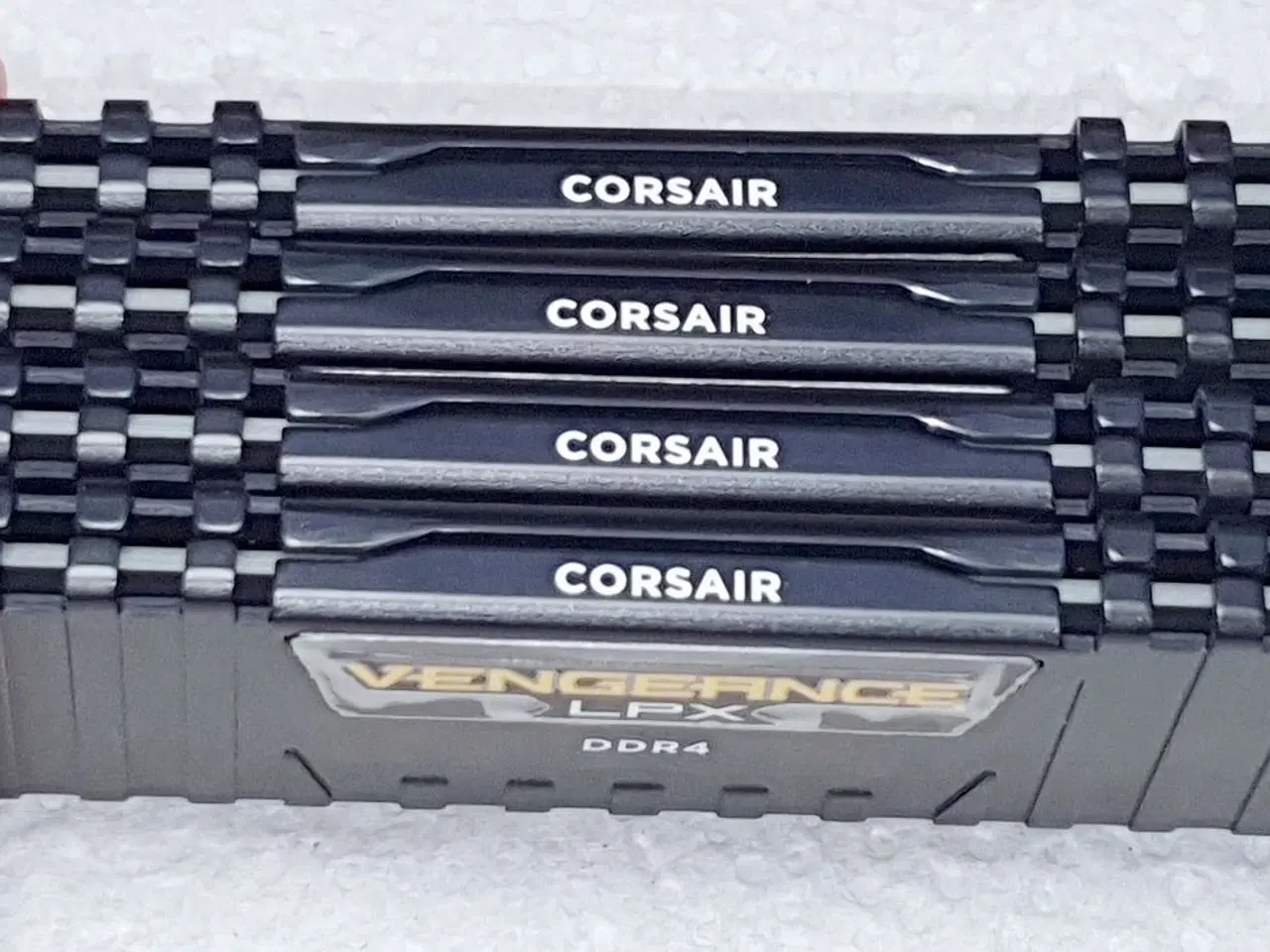 Billede 6 - 32 GB DDR4 - Corsair Vengeance LPX