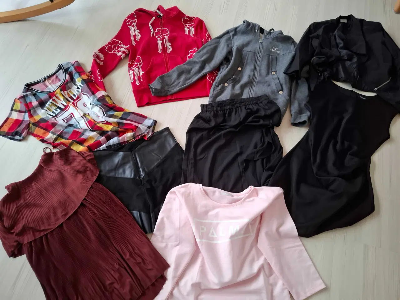 Billede 1 - 9stk tøj 