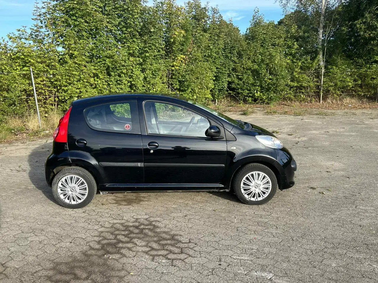 Billede 2 - Peugeot 107 1.0i  undervognsbehandlet