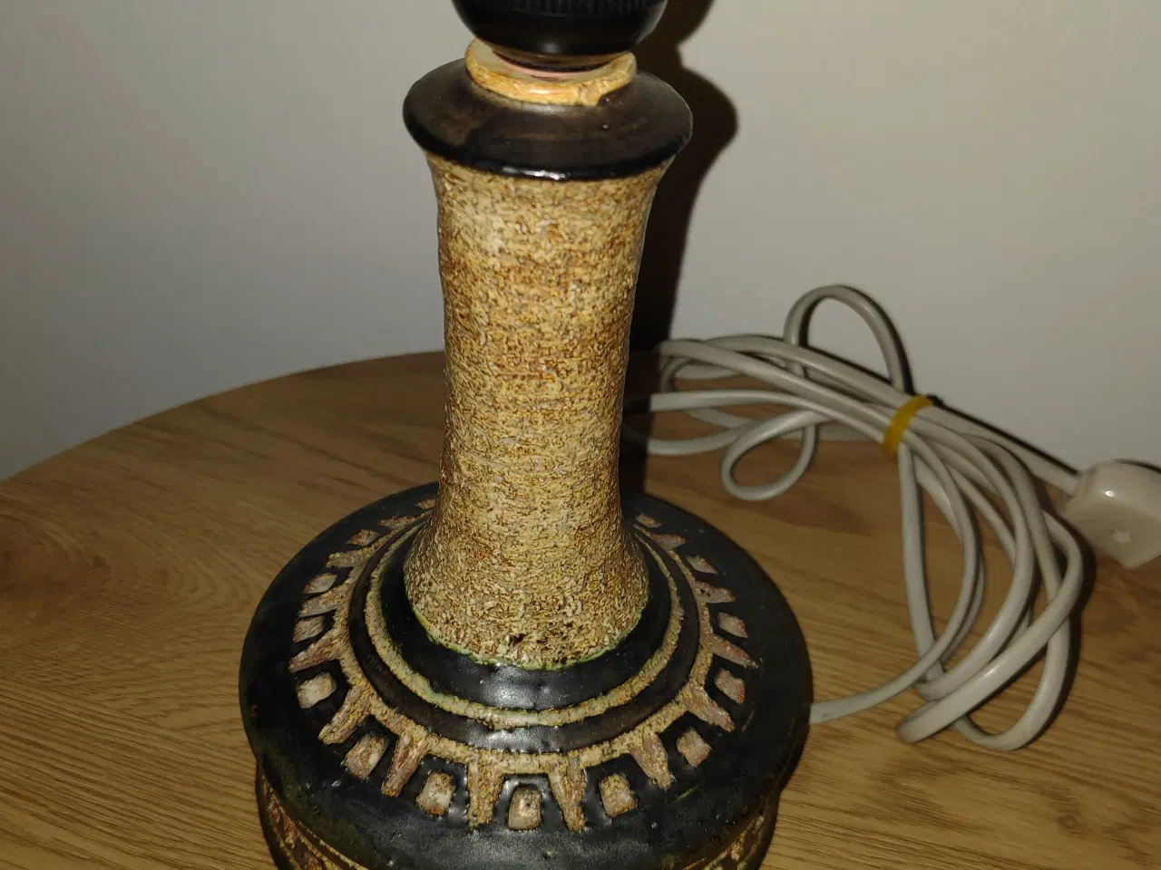 Billede 4 - Flot Jette Hellerøe bordlampe