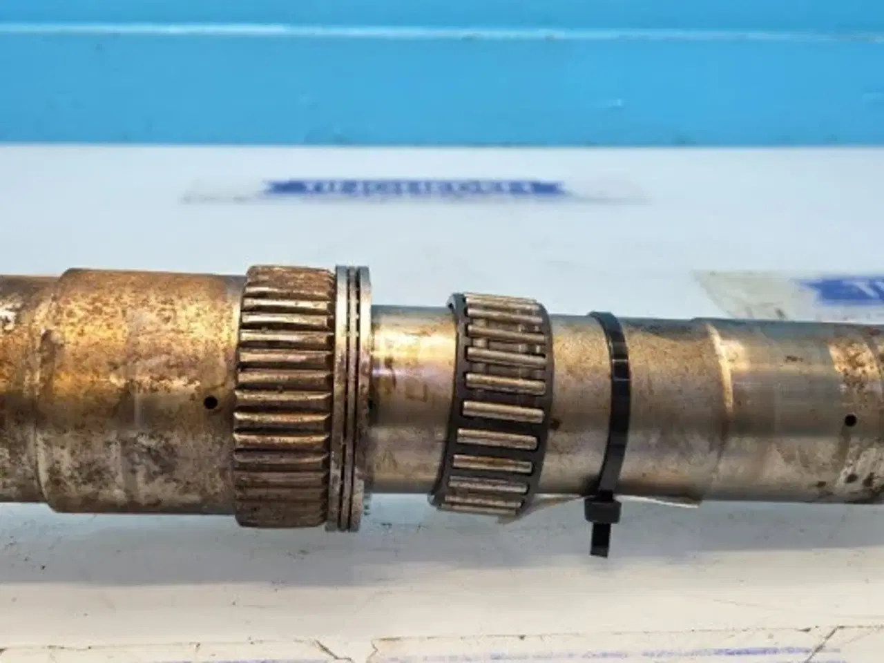 Billede 2 - Ford 8210 Aksel E0NN7C094AD