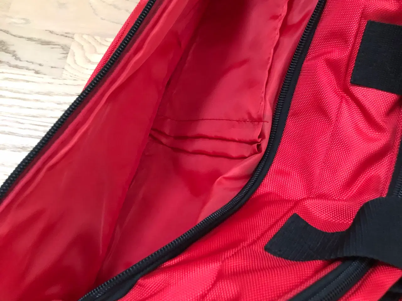 Billede 5 - Rejsetaske på hjul