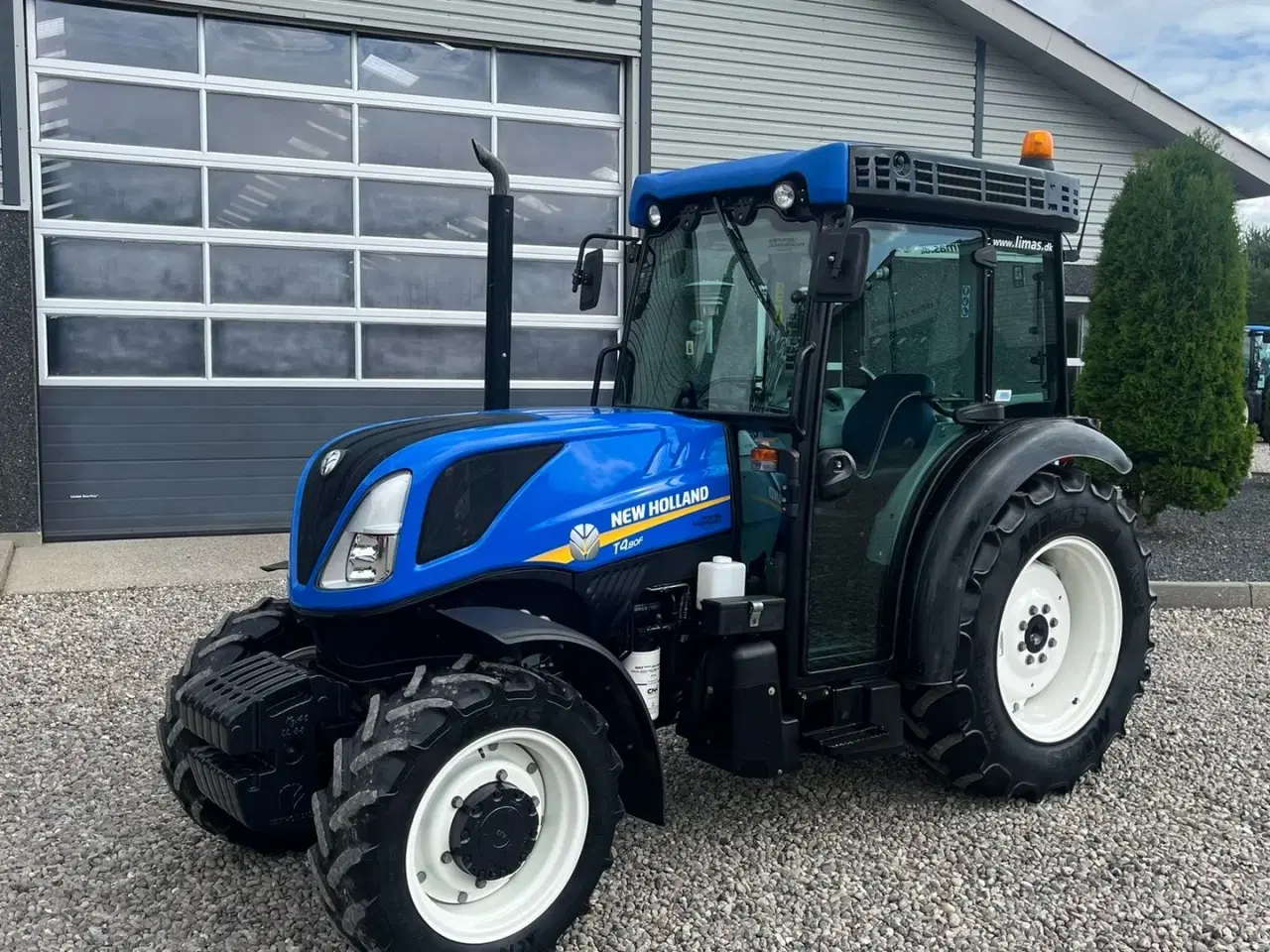 Billede 2 - New Holland T4.80 F SuperSteear med aircondition og koblingsfrit vendergear