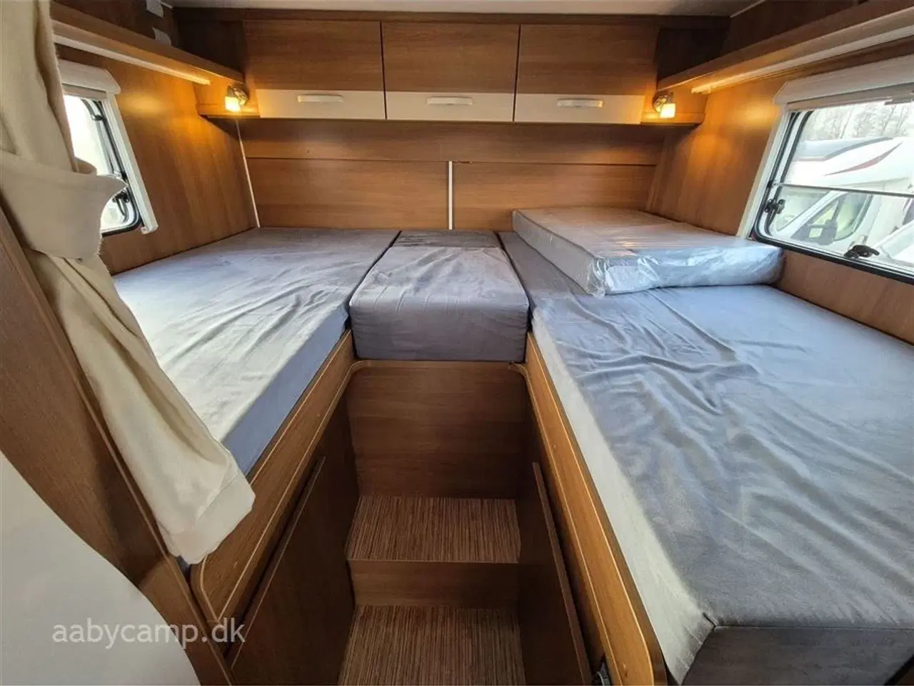 Billede 13 - 2013 - Carado T 448   solcelle. batteri. markise. cykelstativ. synet Feb. 2025. Tandrem skiftet i 2022. Nyt køleskab i 2024. Kun 70,000 Km!! KUN SALG TIL CVR!!