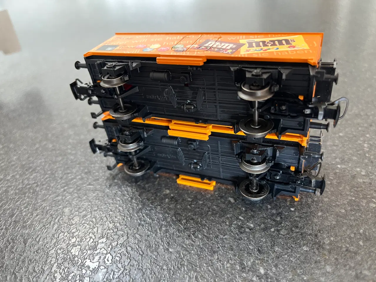 Billede 4 - Märklin, 2 stk reklamevogne “M&M”