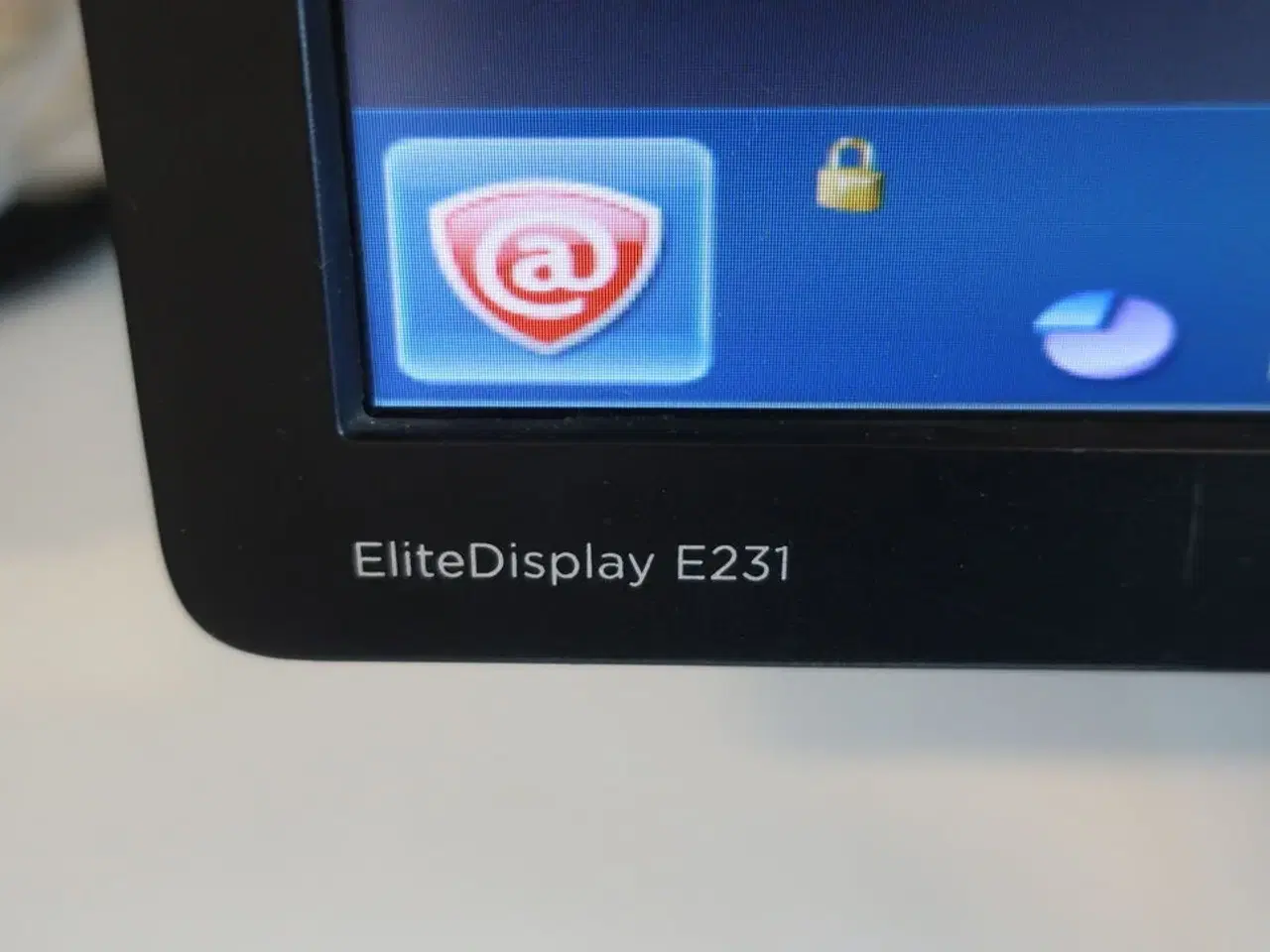 Billede 5 - HP 23" skærm Elitedisplay E231 (PC medfølger ikke)