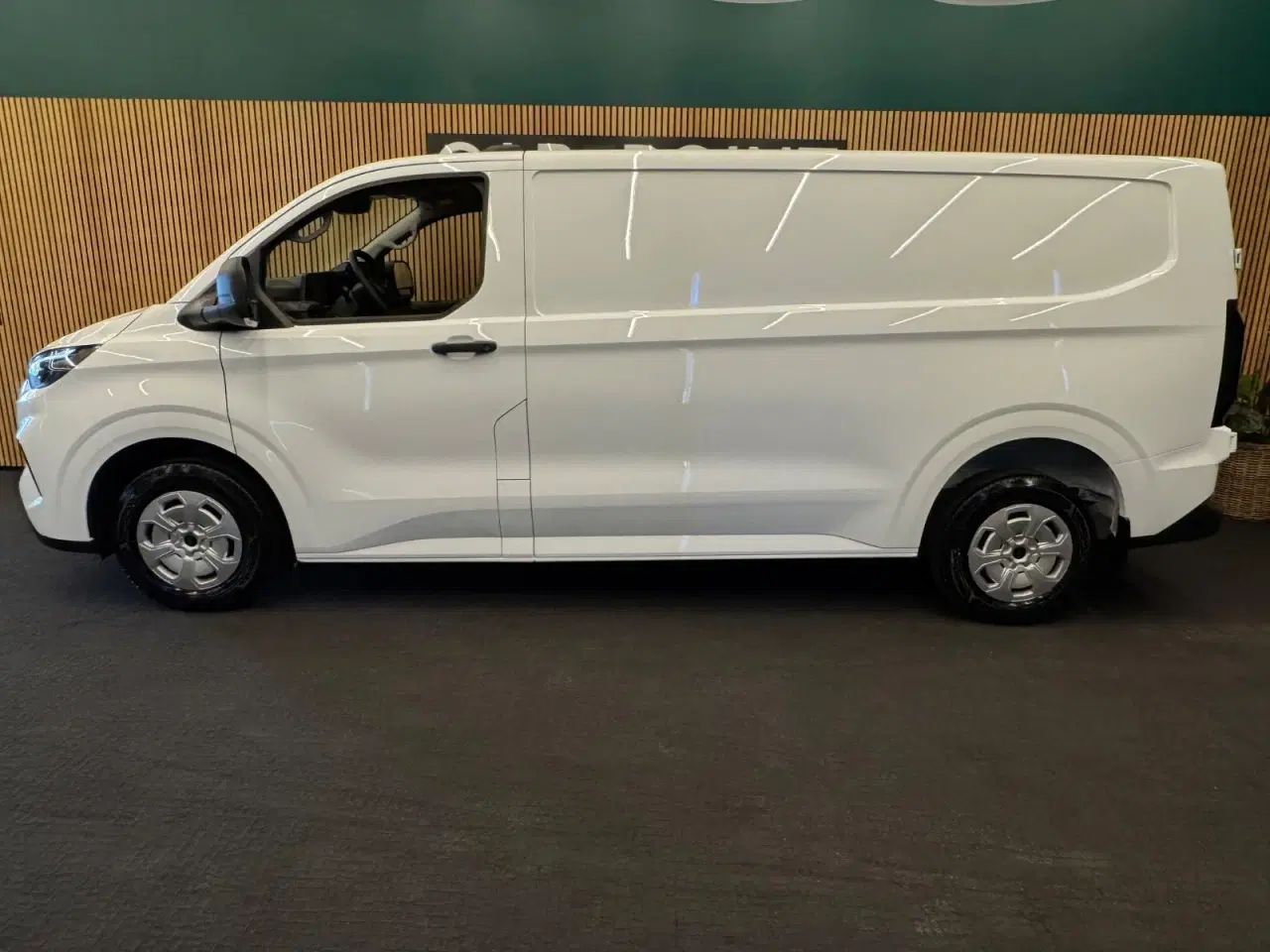 Billede 2 - Ford Transit Custom 300L 2,0 EcoBlue Trend