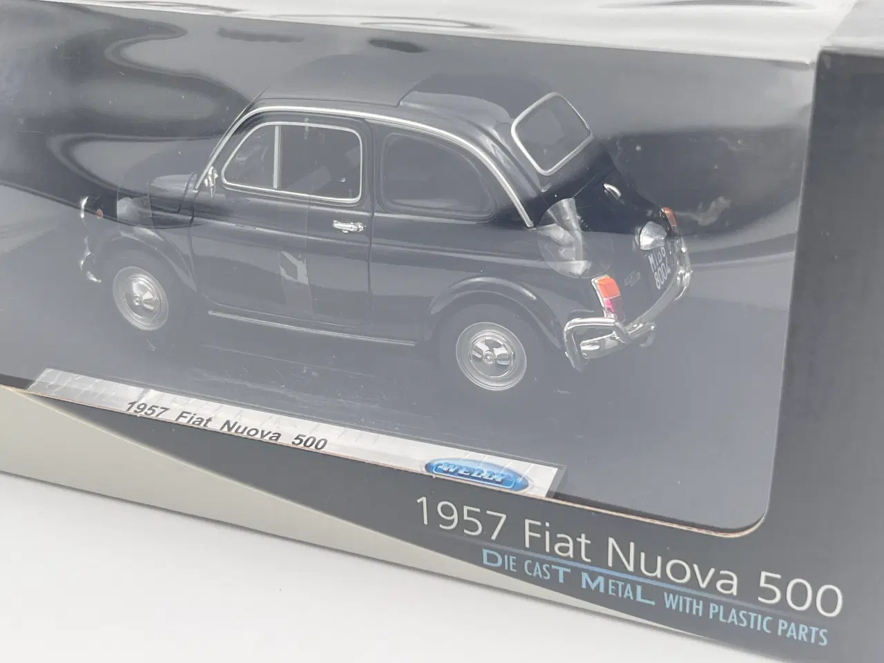 Billede 3 - 1957 Fiat Nuova 500 1:18  Sjælden Fiat 500 model