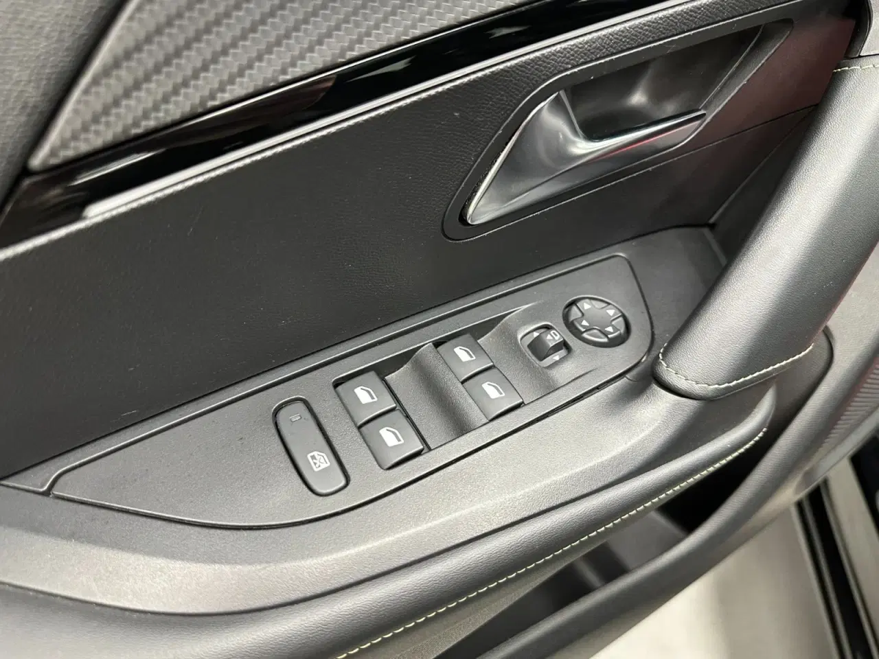 Billede 16 - Peugeot e-2008 50 GT Pack