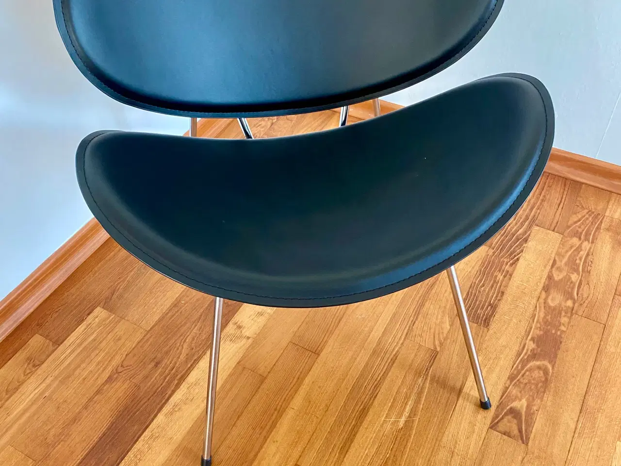 Billede 1 - Sofastol sort med krom ben