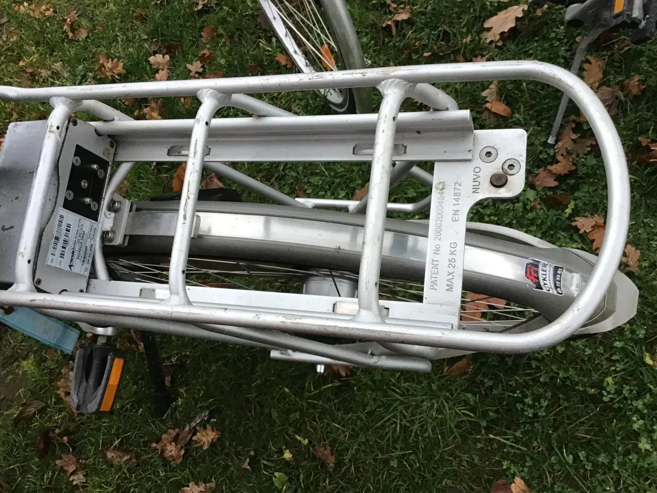 Billede 4 - Damecykel El Batavus 24V m 8 gear, læs teksten