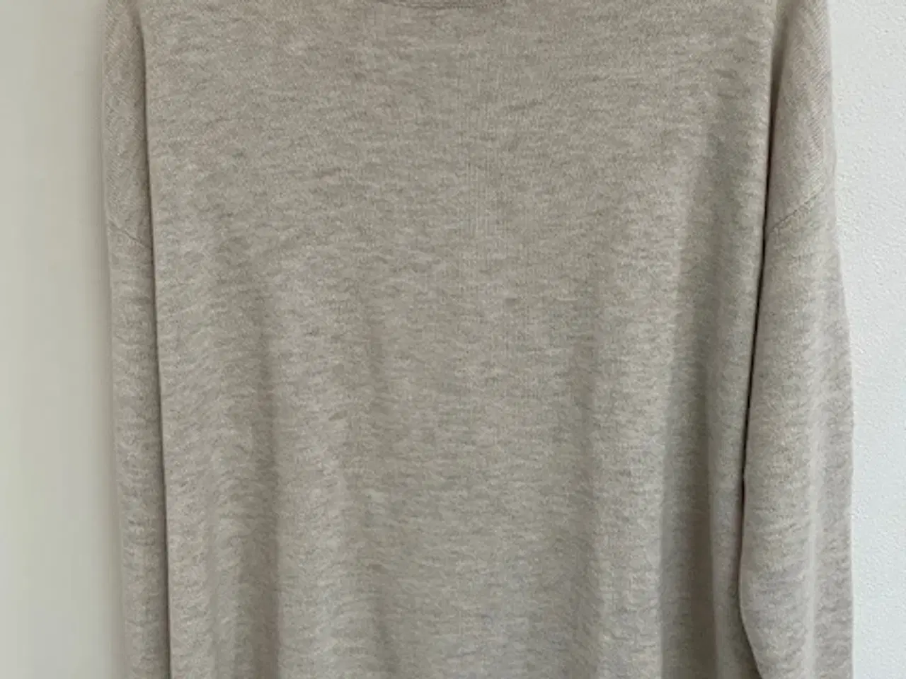 Billede 1 - Sweater, H&M, str. 40