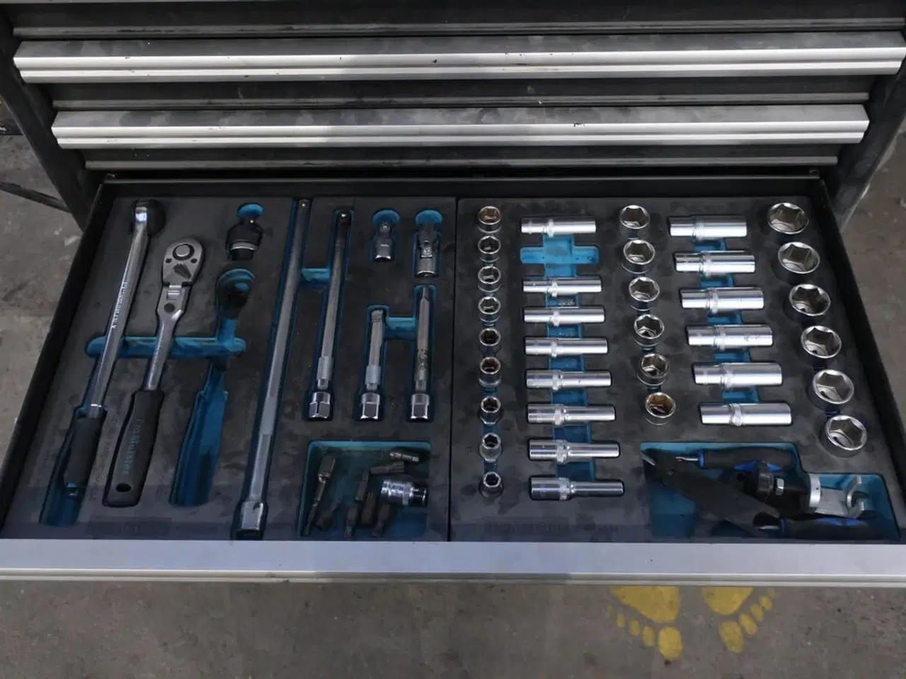 Billede 6 - Værktøjsvogn PROMEISTER med indhold