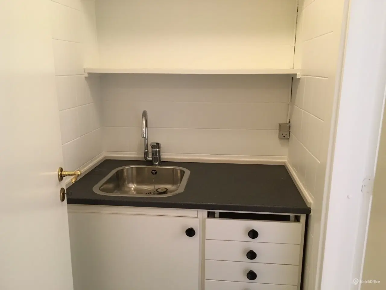 Billede 3 - Dejligt lokale i charmerende ejendom i Odense udlejes