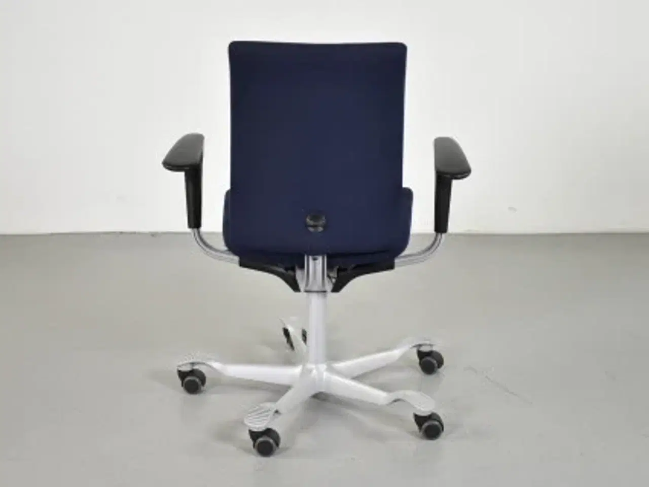 Billede 3 - Häg h04 4200 kontorstol med blåt polster, sølvgråt stel og armlæn