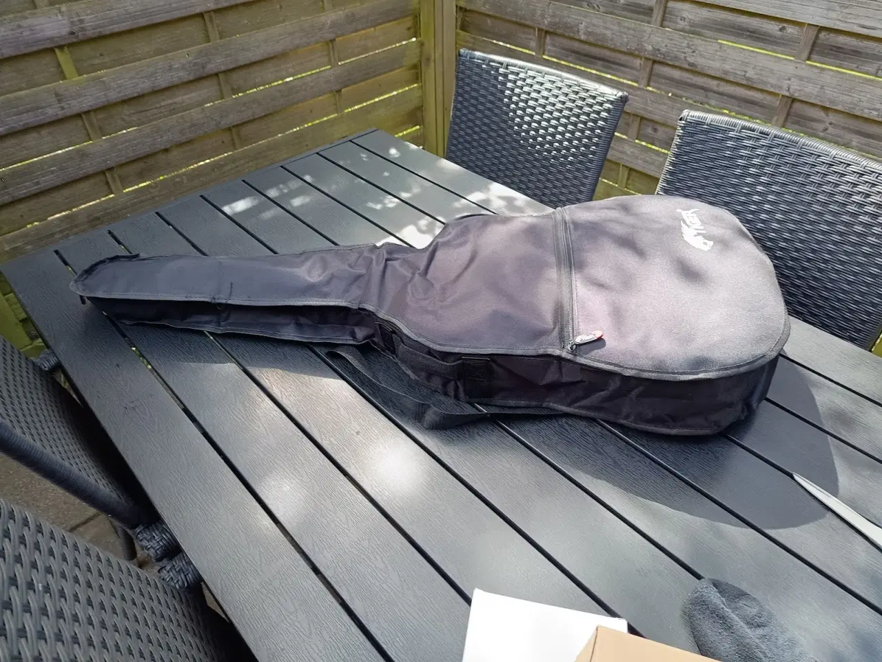 Billede 18 -  Fender T-Bucket 300 CE halfakustisk guitar.