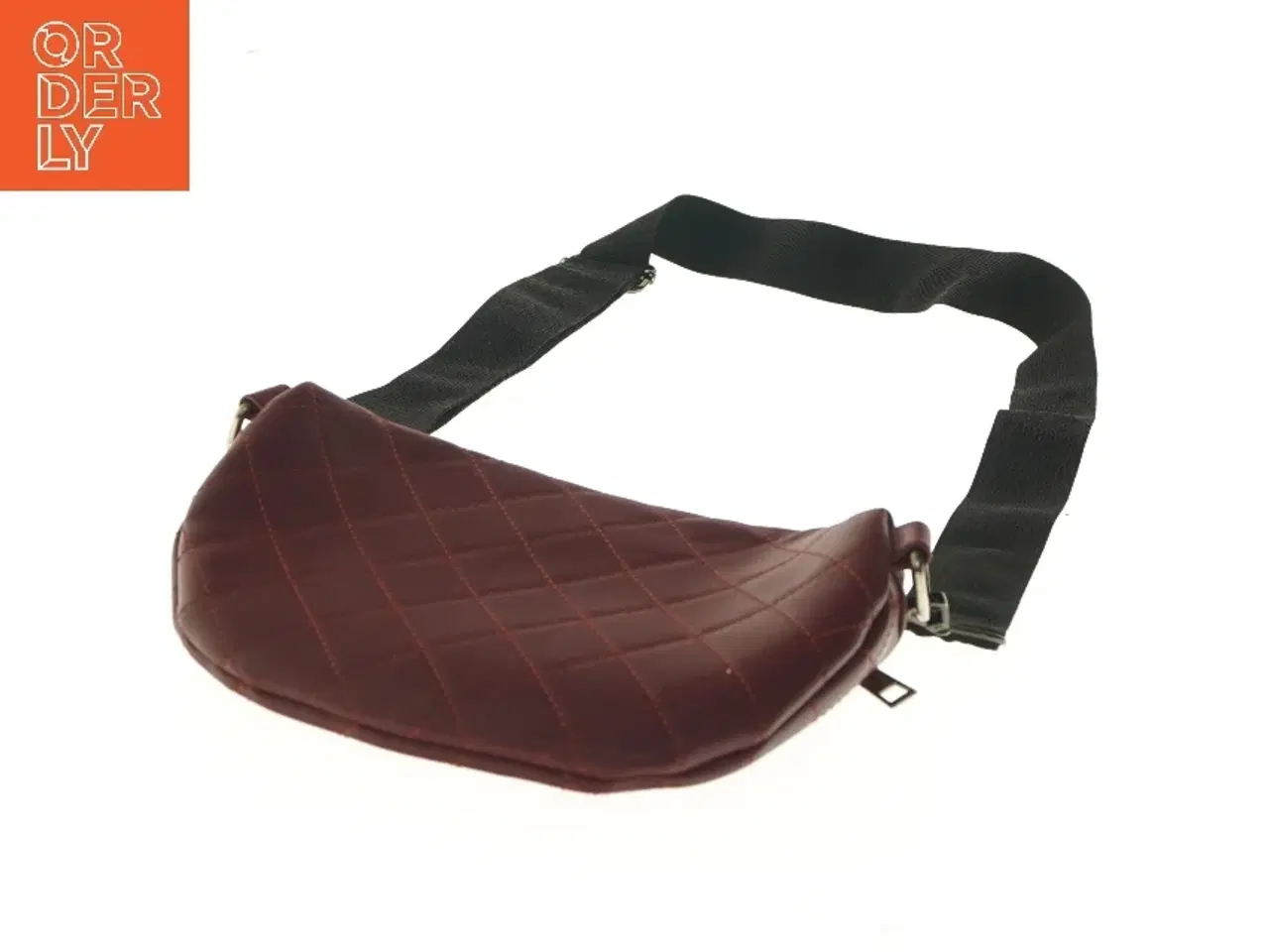 Billede 3 - Rød bæltetaske med strop (str. 17x7x24 cm)