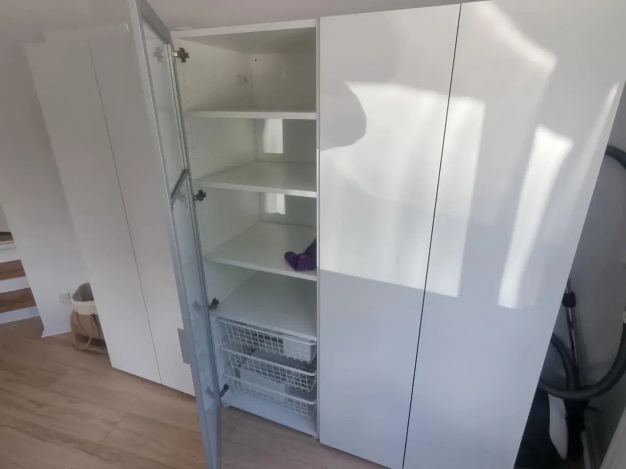 Billede 3 - Garderobeskabe hvid IKEA 