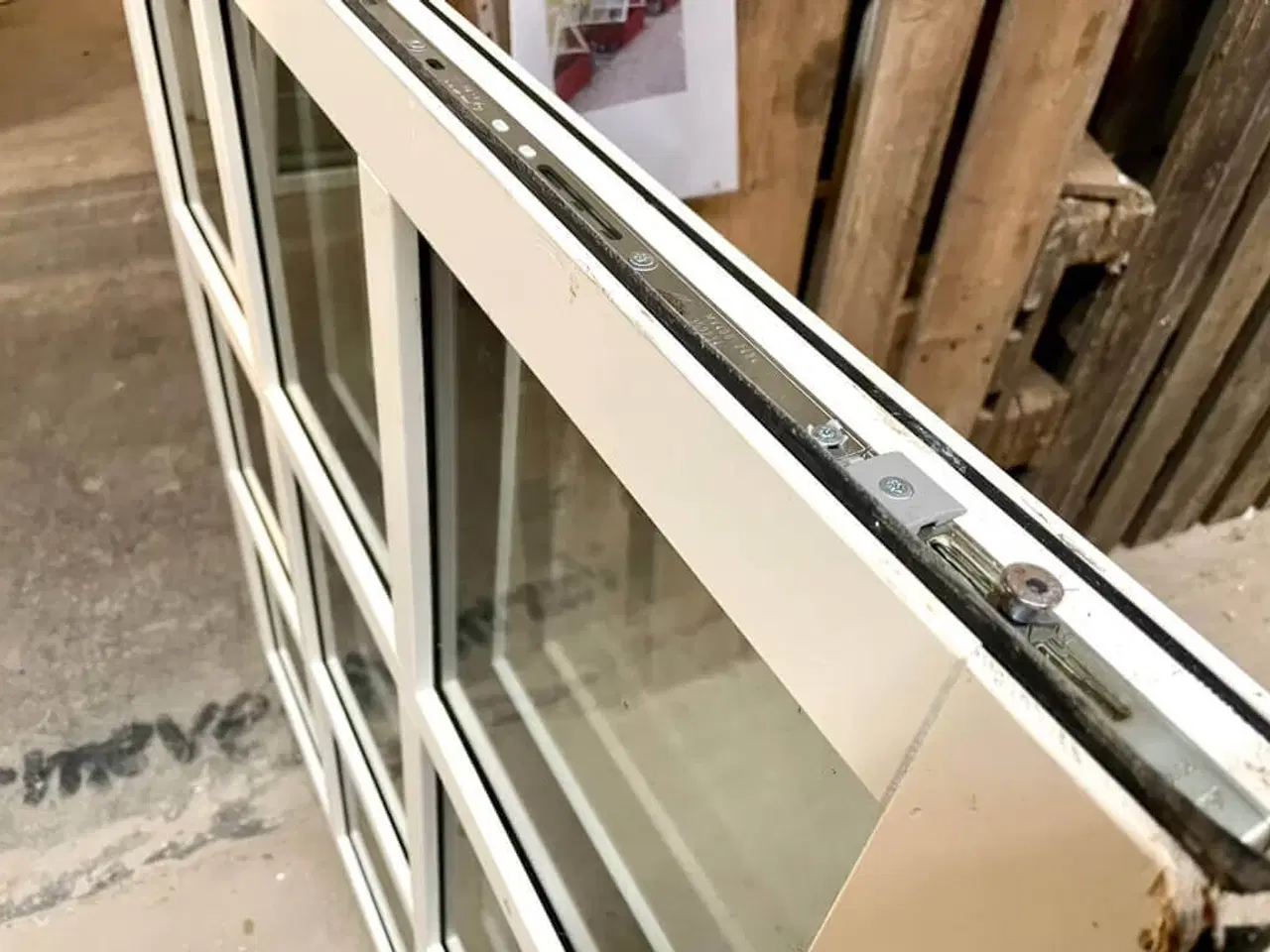 Billede 3 - Stor 9-ruders vinduesramme m. termoglas