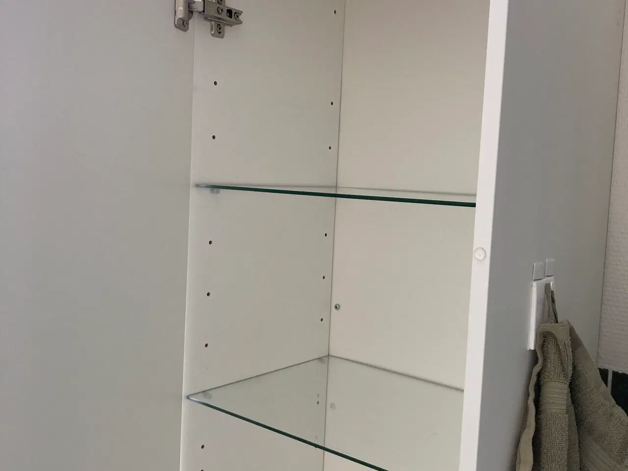 Billede 3 - GO N hskab 40x32x192 hvid Ikea skab