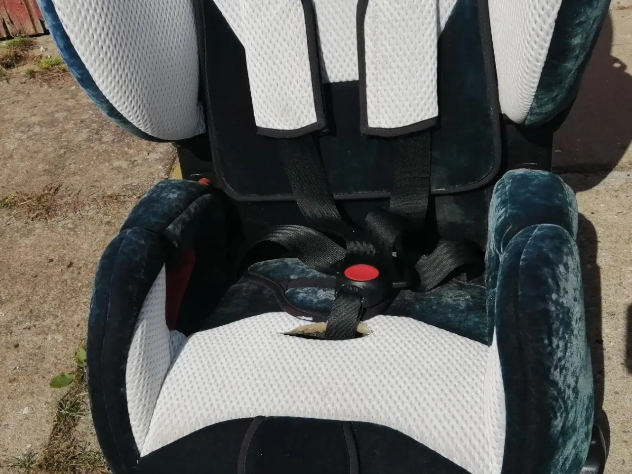 Billede 3 - RECARO "YOUNG SPORT" 9-36 KG, I FLOT STAND