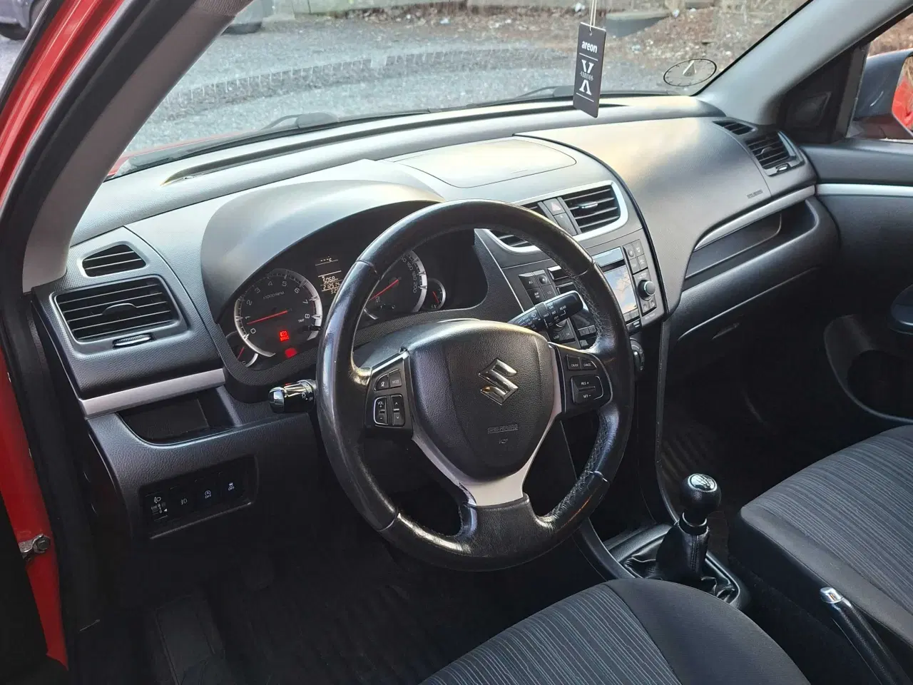 Billede 8 - Nysynet Suzuki Swift 