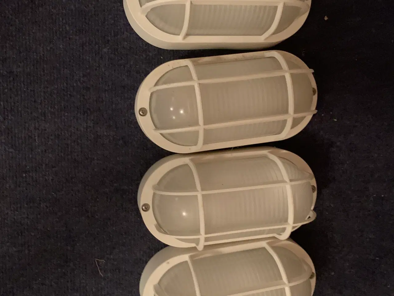 Billede 1 - 4 hvide væglamper fra JOEL - 20 cm højr