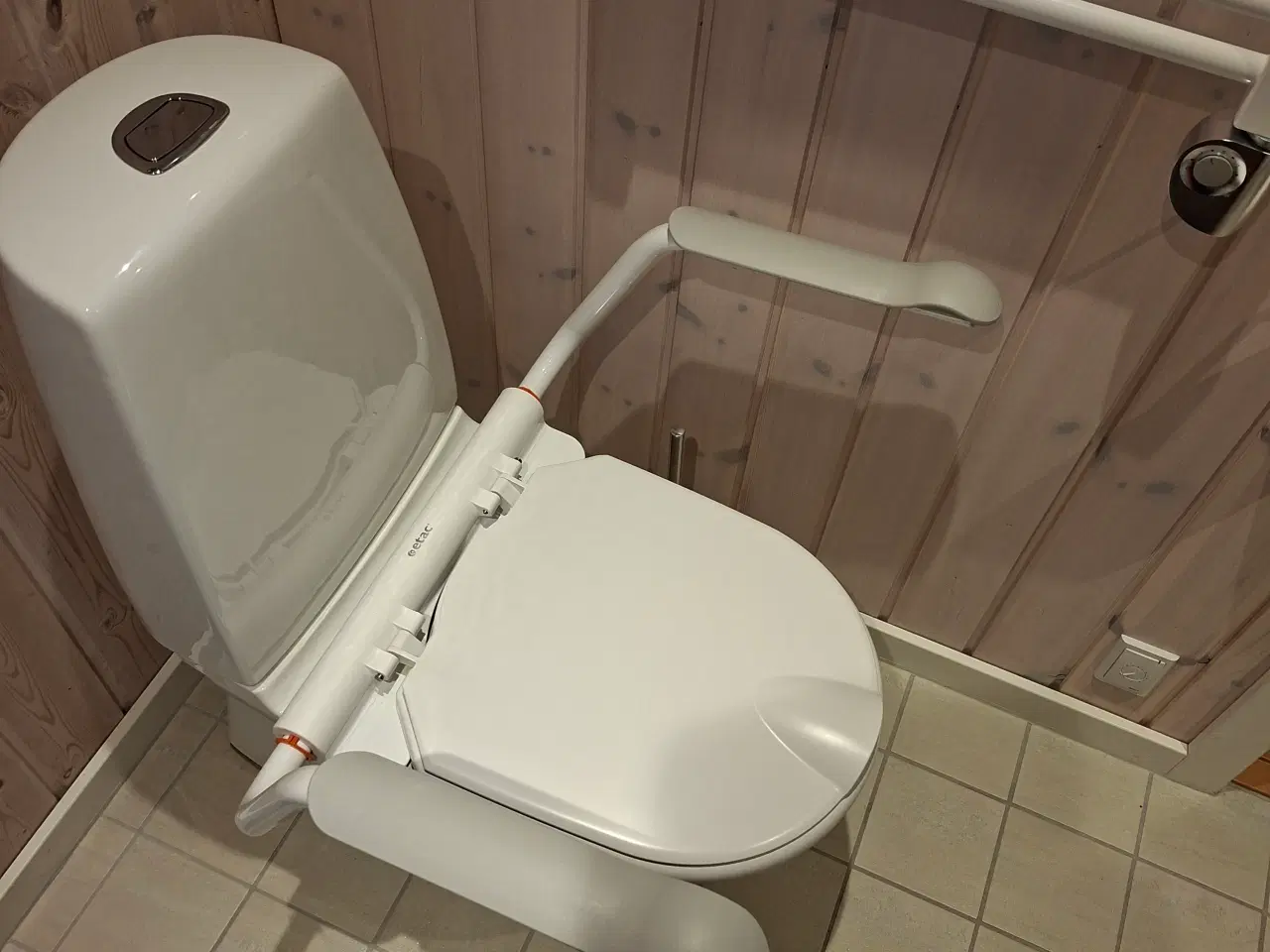 Billede 5 - Armlæn til toilet