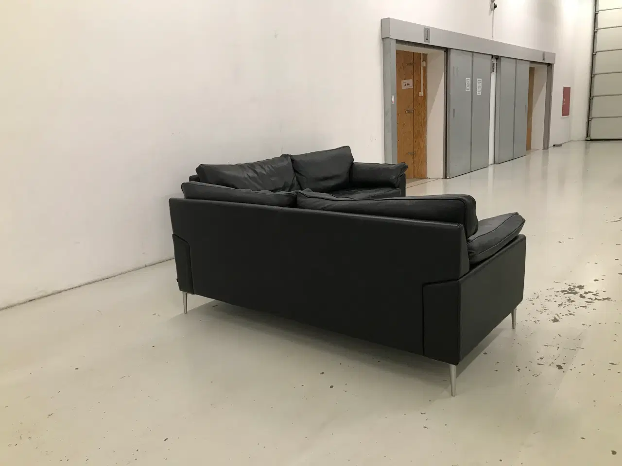 Billede 5 - Søren Lund SL329 2x3 Pers.Sofagruppe i sort læder.